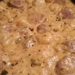 A picture of Sausage & Potatoes w/ Beer Sauce.