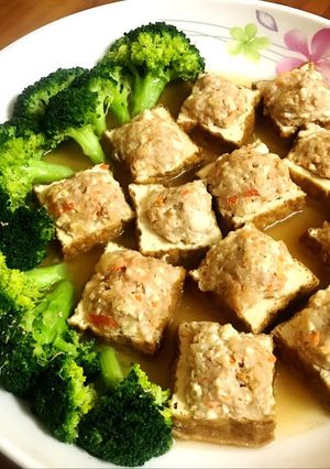 百花豆腐鑲肉 的食譜成品照片