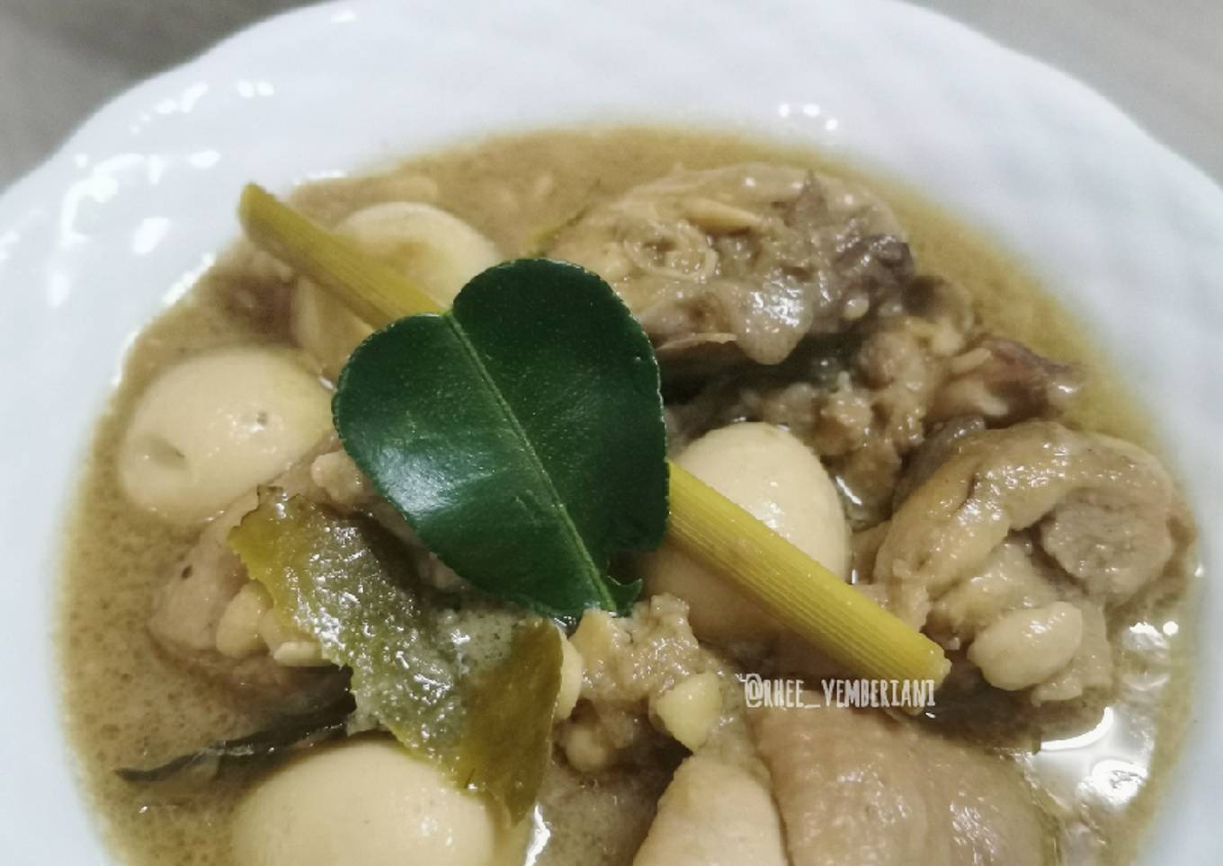 Terik Ayam Telor Tempe