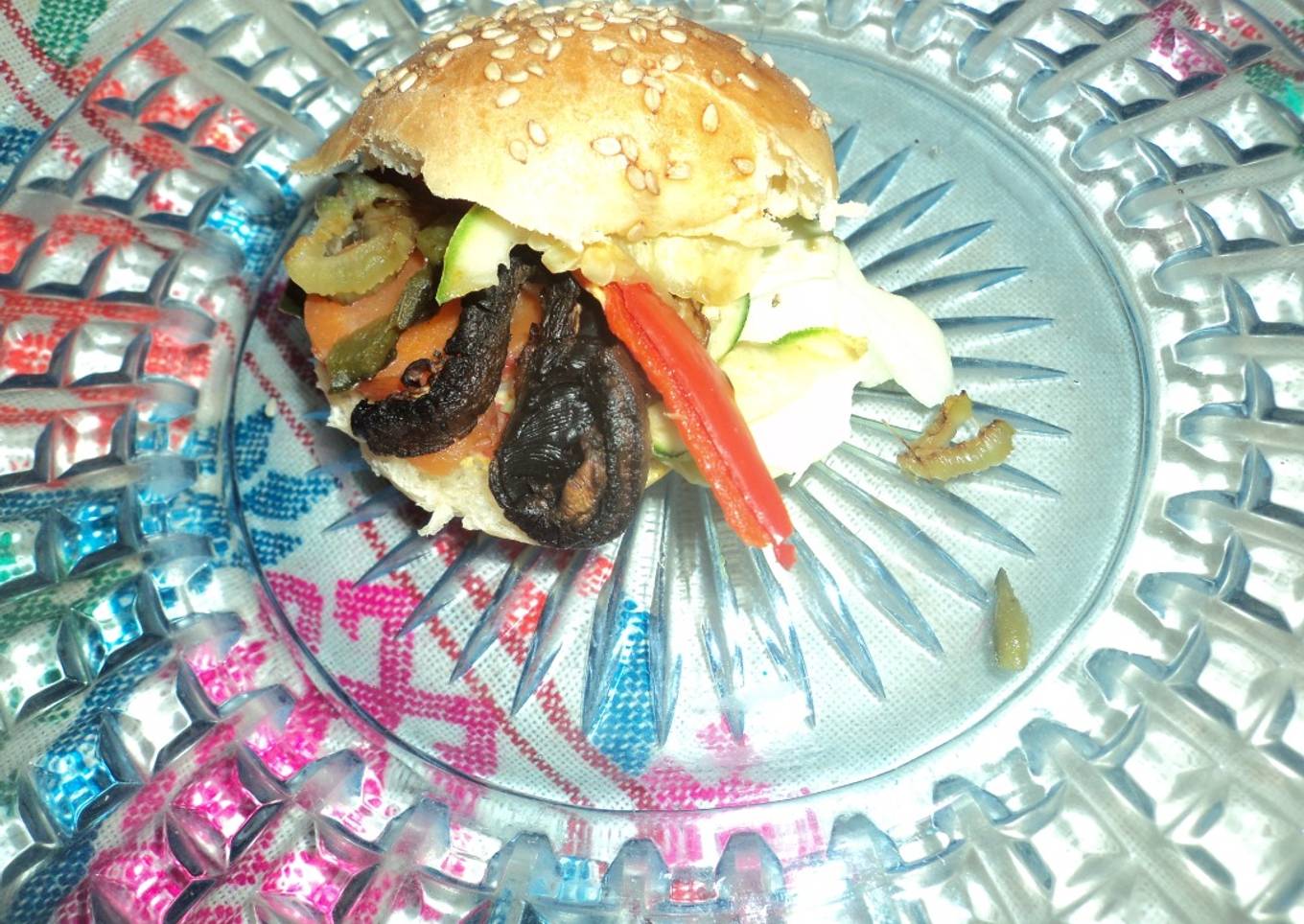 Semita con hongos  y chile jalapeño rojo el geras