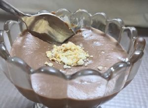 صورة لوصفة كاسترد بالنوتيلا لذيذ بشكل غير طبيعي 😋