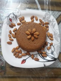 मिल्क केक (Milk cake recipe in Hindi) रेसिपी मुख्य फोटो