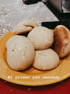 Una foto de Pan amasado