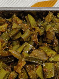 ग्वार फली की सब्जी (gwar phali ki sabzi recipe in Hindi) रेसिपी मुख्य फोटो