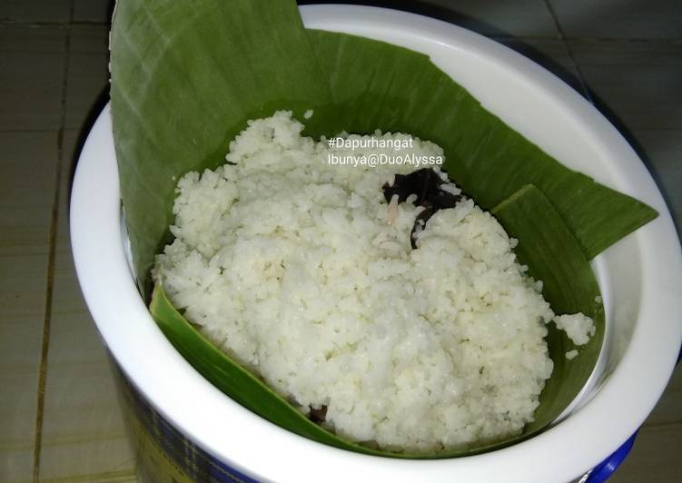 Cara simpan nasi tetap hangat hemat listrik