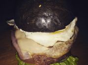 Una foto de hamburguesa de calamar