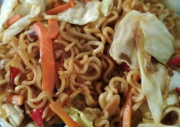 Langkah Mudah untuk Menyiapkan Mie goreng yang Menggugah Selera