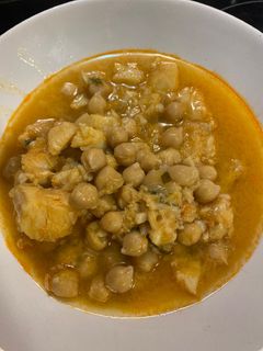 Una foto de Garbanzos con bacalao