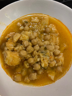 Una foto de Garbanzos con bacalao