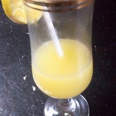 A picture of Orange juice.