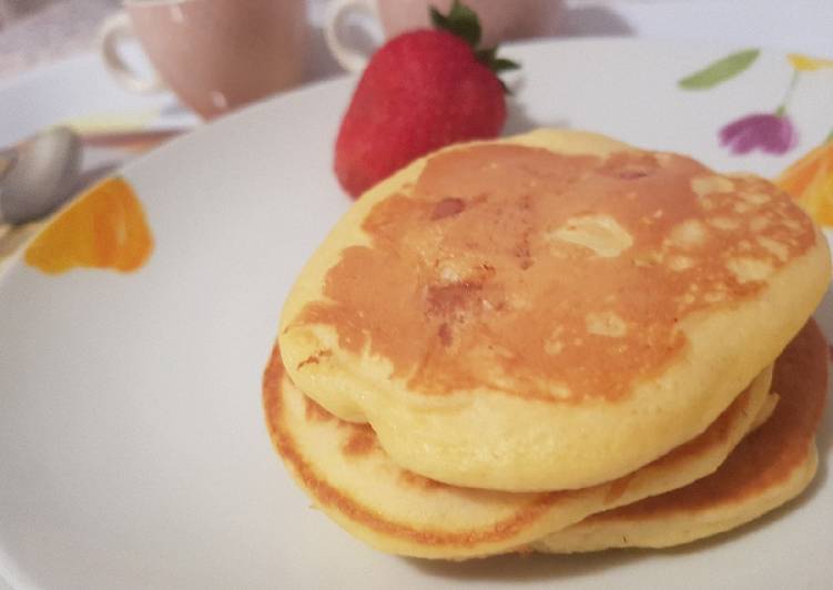 Steps to Make Premiato Pancakes alle fragole