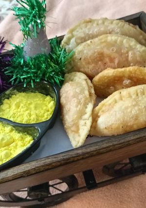 A picture of Leftover bread peda gujiya.
