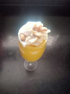 आम की ड्राईफ्रूट लस्सी(aam ki dryfruits lassi recipe in hindi) रेसिपी मुख्य फोटो
