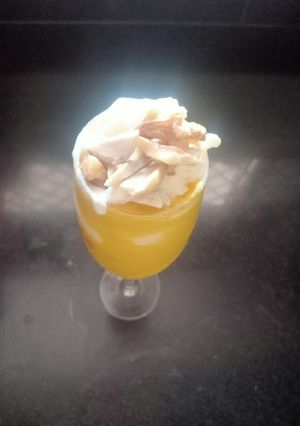 आम की ड्राईफ्रूट लस्सी(aam ki dryfruits lassi recipe in hindi) रेसिपी मुख्य फोटो