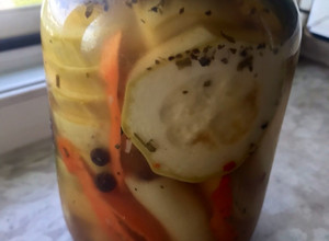 Фото Кабачки на зиму с морковью и чесноком.