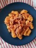 Gnocchi di zucca con salsiccia
