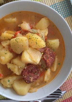 Una foto de Patatas a la riojana