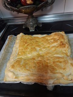 Una foto de Empanada de queso y manzana
