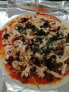 Una foto de Pizza de pollo saludable
