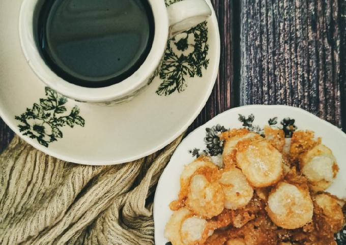 Bagaimana Memasak Kuih Tepung Bunga Yang Nikmat