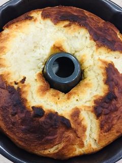 Hình của món Niềm vui đến từ lò nướng: Bánh mì sữa brioche.