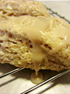 A picture of Caramel Apple Scones.