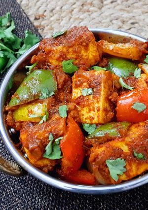 A picture of Kadhai Paneer.