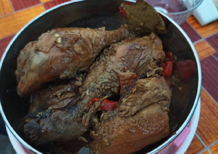 Cara Gampang Menyiapkan Ayam kecap (semur ayam), Lezat Sekali