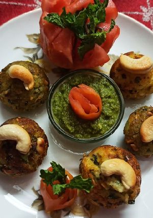 A picture of Spinach,pumpkin and saffron bada with samak rice.