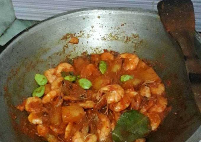 Balado UKP (udang kentang pete) praktis