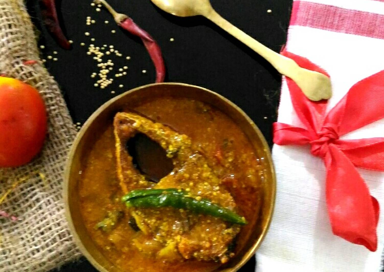 Hilsa fish with mustard and melon seeds Recipe by Daisy Ahmed Cookpad