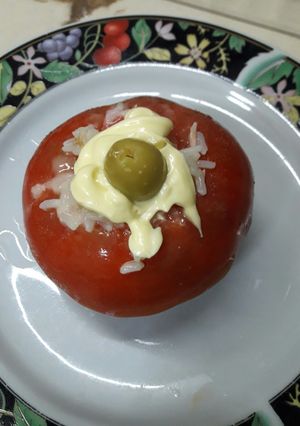 Una foto de Tomates rellenos🍅