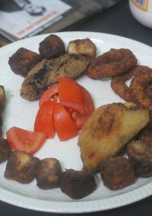 Foto principal de Dados de berenjenas con fritos