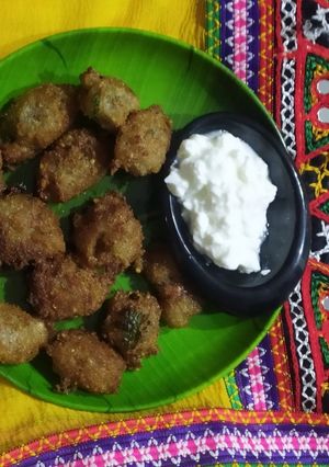 A picture of Farali pakora.