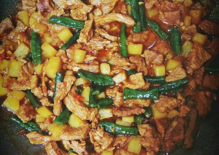 Daging asam manis pedas