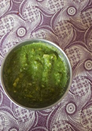 कच्ची कैरी की चटनी (Kacchi kairi ki chutney recipe in Hindi) रेसिपी मुख्य फोटो