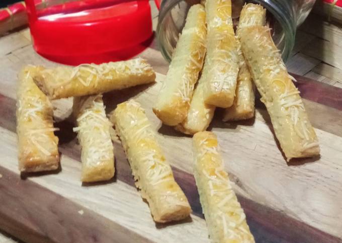 Langkah Mudah untuk Membuat Kaasstengels Cheese Stick Anti Gagal