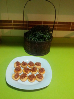 Una foto de Canapés de picadillo de chorizo con Thermomix