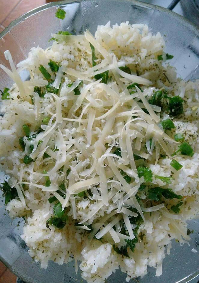 Una foto de Arroz rápido y fácil pero con mucho amor (vegetariano) 💐
