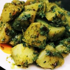 A picture of Chatpate Dum aalo.