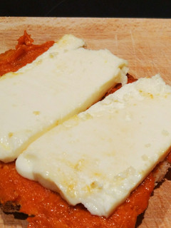 Foto principal de Tostas de sobrada y queso