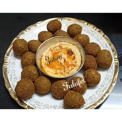 A picture of Falafel.