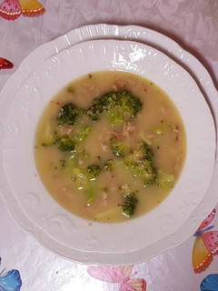 Una foto de Sopita 4 estaciones