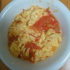 A picture of Scrambled chicken eggs.
