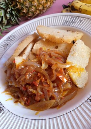 Fried yam with onion sauce ainihin hoton girkin
