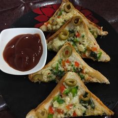 Cheese Chilli toast A picture of Cheese Chilli toast.