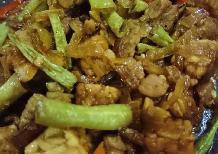 Tumis kacang panjang tempe dengan daging