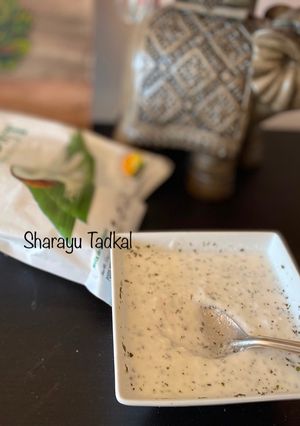 A picture of Instant yogurt coconut chutney.