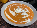 Sopa de tomate asados con queso de cabra