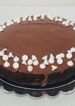 A picture of Super chocolate cake.
